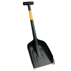 Bilspade PLUS med stål sliteskinne-Fiskars Best