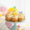 Kakelys sommerfugl/blomster på stick 3,5cm 5stk-Partydeco