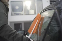 Kost & isskrape Snowexpert-Fiskars New