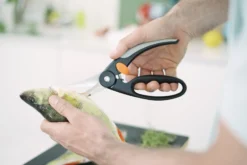 Kyllingsaks Essential-Fiskars Hot