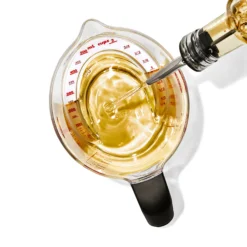 Målebeger vinklet 0,5l-Oxo Clearance