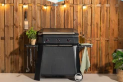 Plancha G-800 med lokk og tre gassbrennere-Cozze Hot