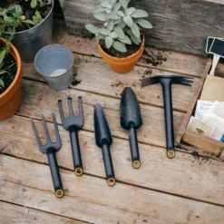 Planteskje Solid-Fiskars Best