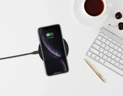 Trådløs ladeplate 15W med USB-A til USB-C ladekabel-Ansmann Discount